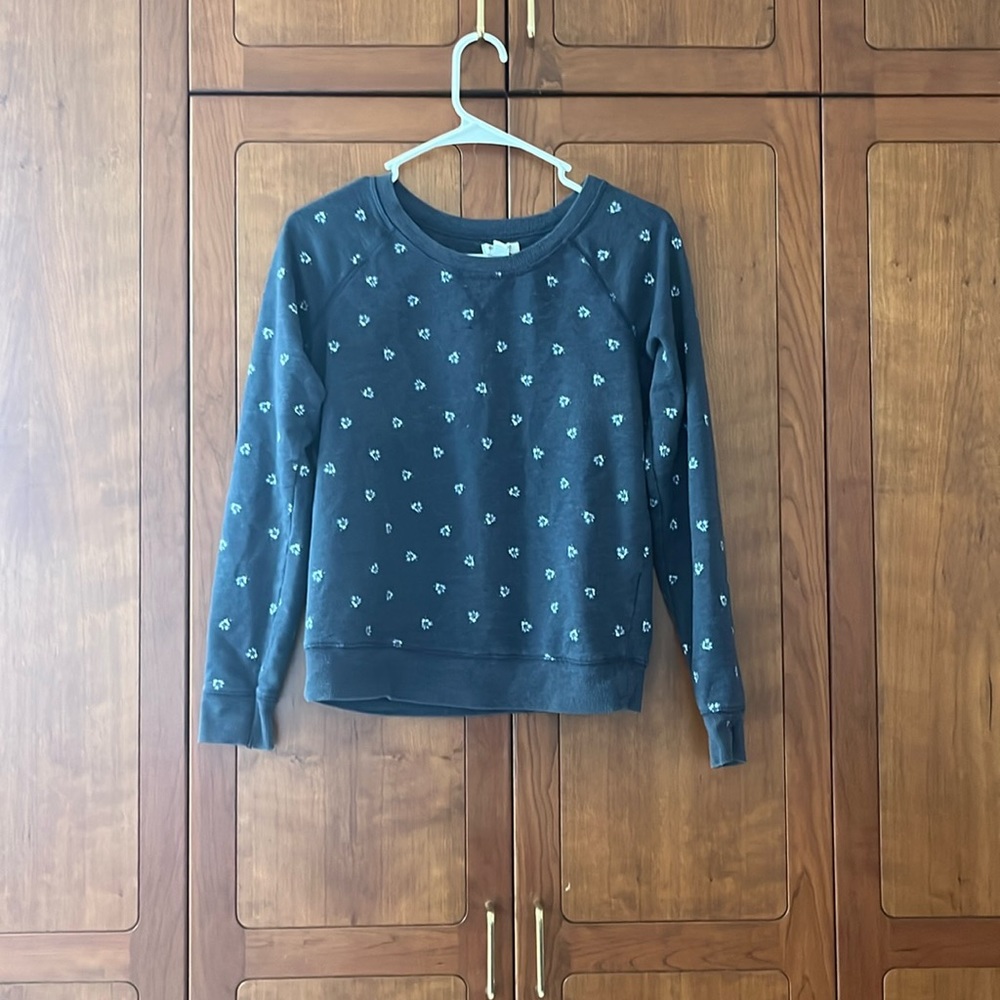 Old Navy Sweater